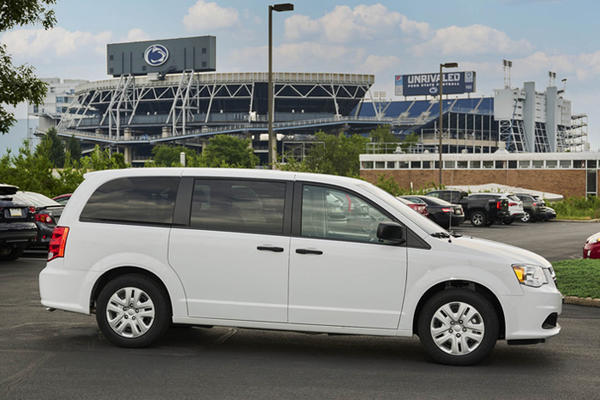 Fleet minivan for rent